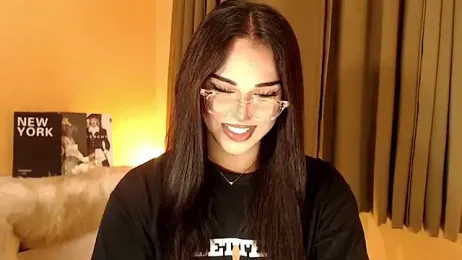 magnificent_kitana webcam model stream image