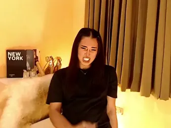 magnificent_kitana webcam model stream image