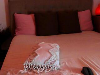 Evee Jones webcam model stream image