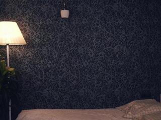 Udela Dudley webcam model stream image