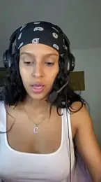 thepicis webcam model stream image