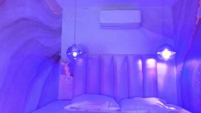 ValerieBrown_ webcam model stream image
