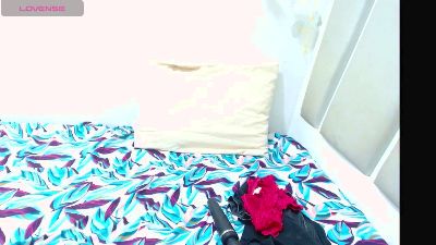 Zury_Ferrari webcam model stream image