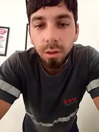 Lushakuiron1 webcam model stream image