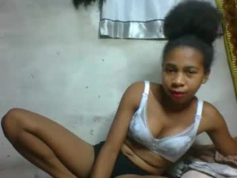 littlehotpanda webcam model stream image