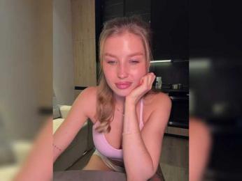 sweeetpeach webcam model stream image