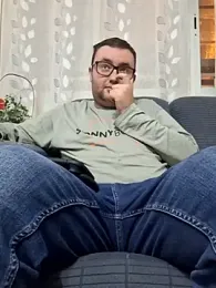 Javier_bear webcam model stream image