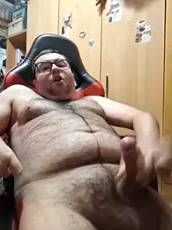 Javier_bear webcam model stream image