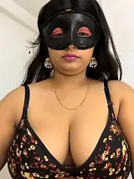 Naughty_Hottie_Eesha webcam stripchat model stream image