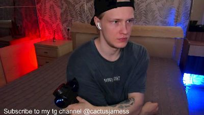 Cactus_James webcam model stream image