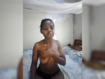 lovelylove1-1 webcam bongacams model stream image