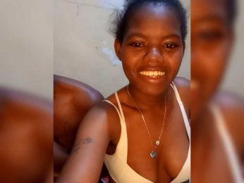 lovelylove1-1 webcam model stream image