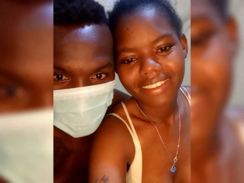 lovelylove1-1 webcam model stream image