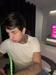 RealGdiass webcam model stream image