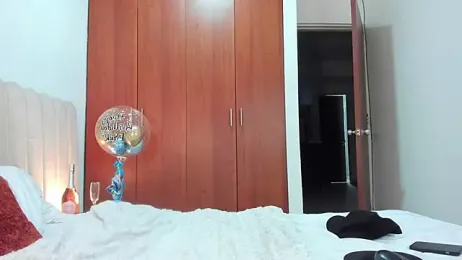 Dark_beauty2 webcam stripchat model stream image