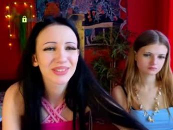 enji_wow webcam model stream image