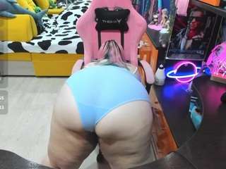 softie-sofy webcam model stream image