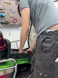 Johan_stick webcam model stream image