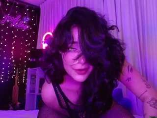 laralittle webcam model stream image