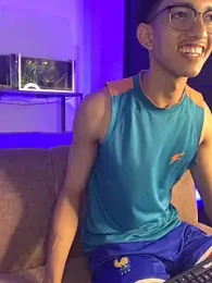 Cj_davis_ webcam model stream image