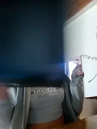 Arielle_lov webcam model stream image