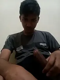 WrinkledTriops webcam model stream image