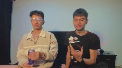 mhatias_ webcam model stream image