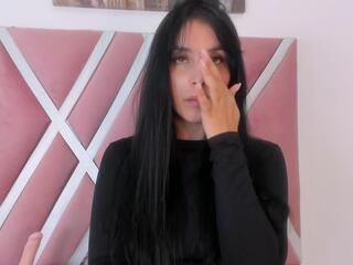 Mia Quevedo webcam model stream image