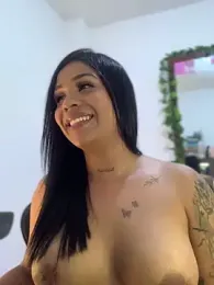 tinalove7 webcam model stream image