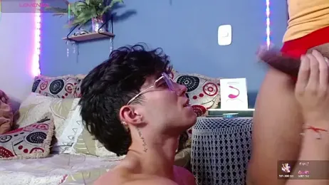 COUPLEHOTTDF webcam model stream image