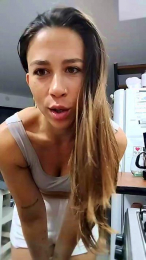 BellaBelll webcam model stream image