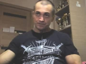 carin_the_body webcam model stream image