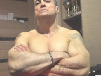 carin_the_body webcam model stream image