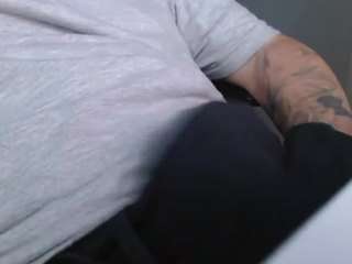 theone0722326 webcam model stream image