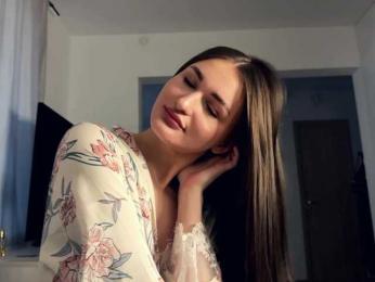 LauraMondella webcam model stream image