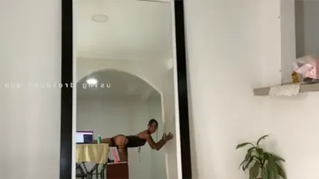 kelly_thomson webcam model stream image