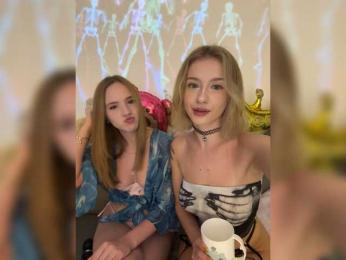 AnnyyyAmyyyy webcam bongacams model stream image