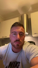 Bigwhitebull webcam model stream image