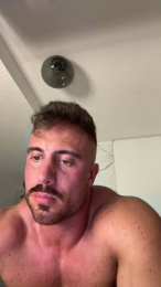 Bigwhitebull webcam cam4 model stream image