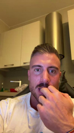 Bigwhitebull webcam model stream image