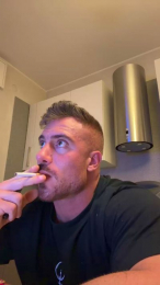 Bigwhitebull webcam model stream image