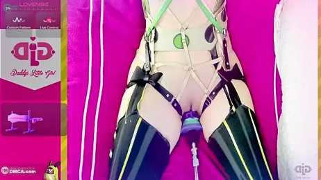 DaddysLittleGirl01 webcam stripchat model stream image