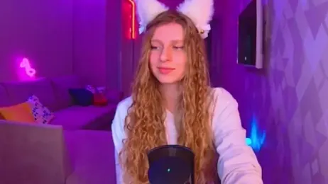 AmaliaQueen webcam model stream image