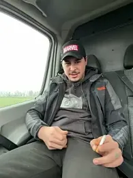 MvM58955050 webcam model stream image