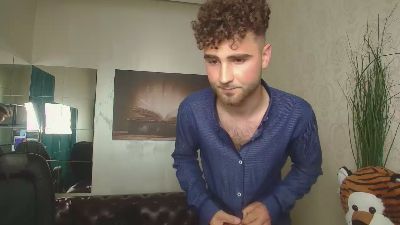 KyloEast webcam cam4 model stream image