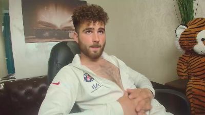 KyloEast webcam cam4 model stream image