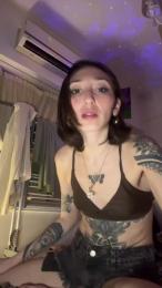 frutillitasx webcam model stream image