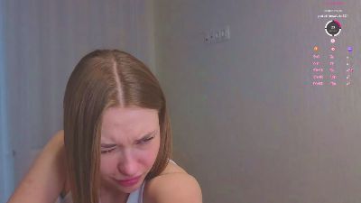 LoyceYanagi webcam model stream image