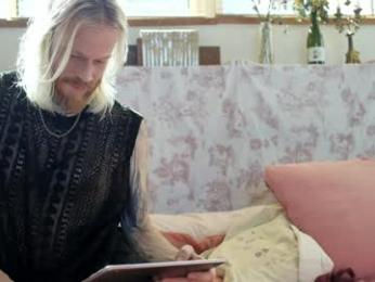 ceremonyofinnocence webcam chaturbate model stream image