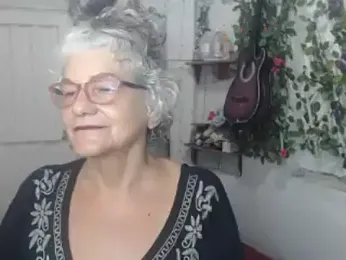 FunnyGrandma webcam model stream image